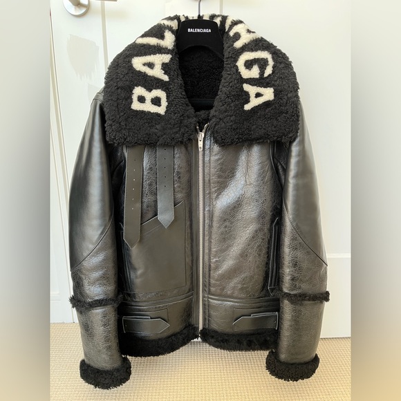 Balenciaga Bombardier Shearling Aviator Jacket in Black - Picture 2 of 16